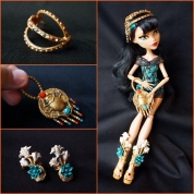 Cleo De Nile accessories - from various releases